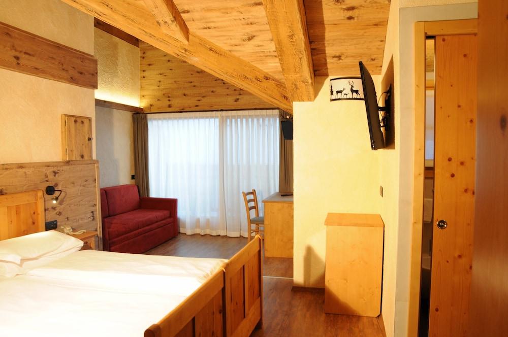 Hotel Helvetia Livigno Extérieur photo