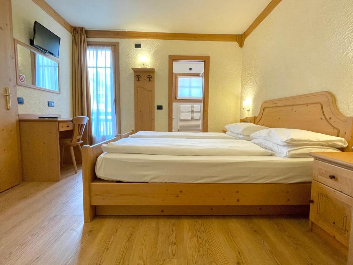 Hotel Helvetia Livigno Extérieur photo