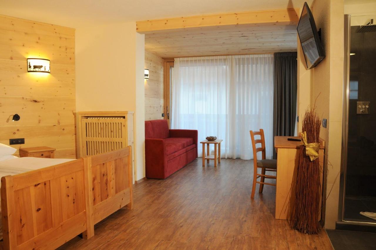 Hotel Helvetia Livigno Extérieur photo