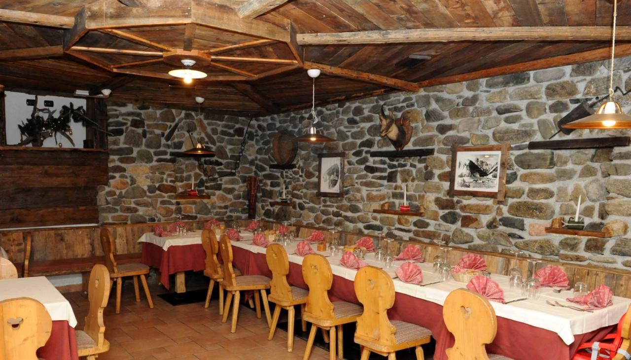 Hotel Helvetia Livigno Extérieur photo