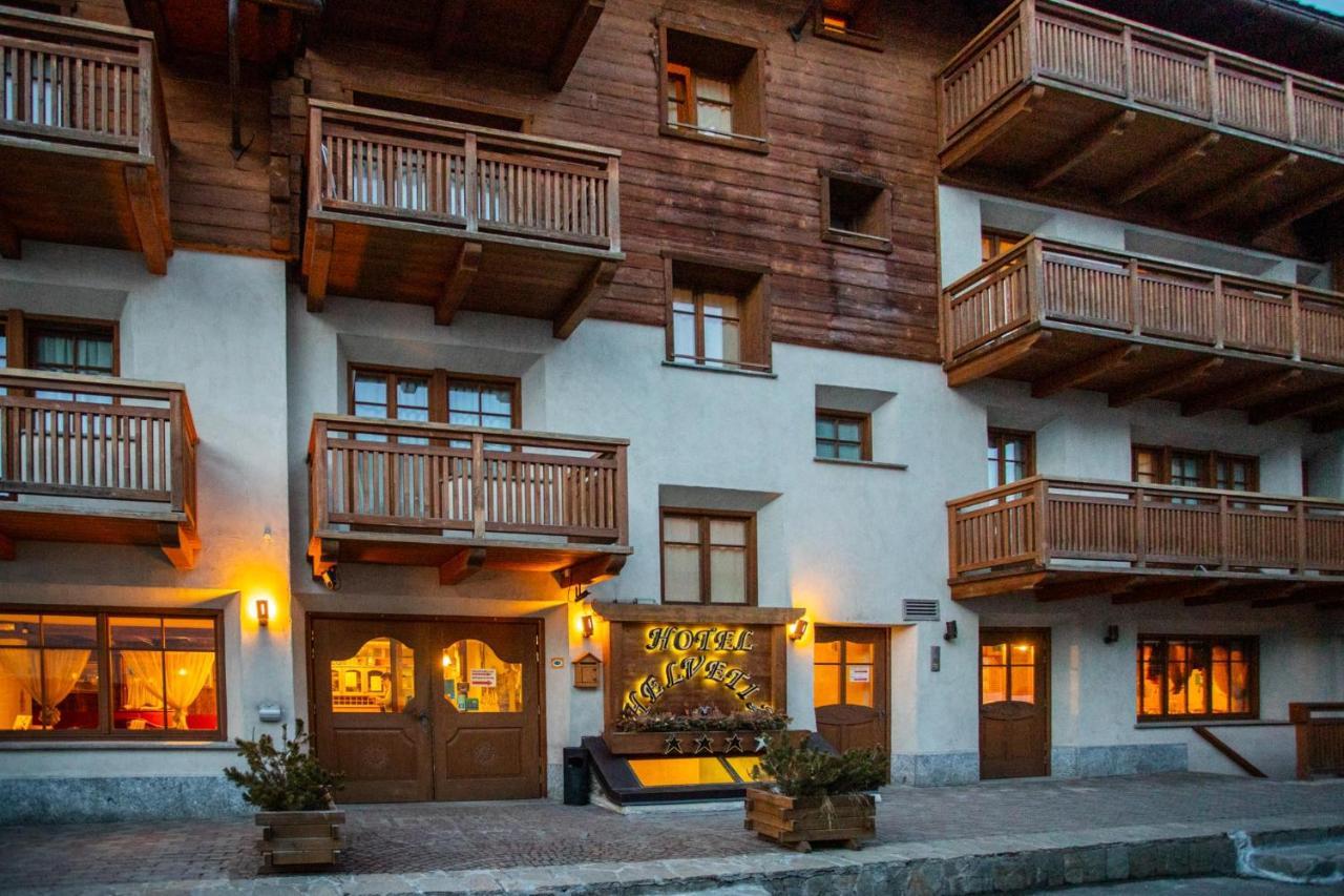 Hotel Helvetia Livigno Extérieur photo