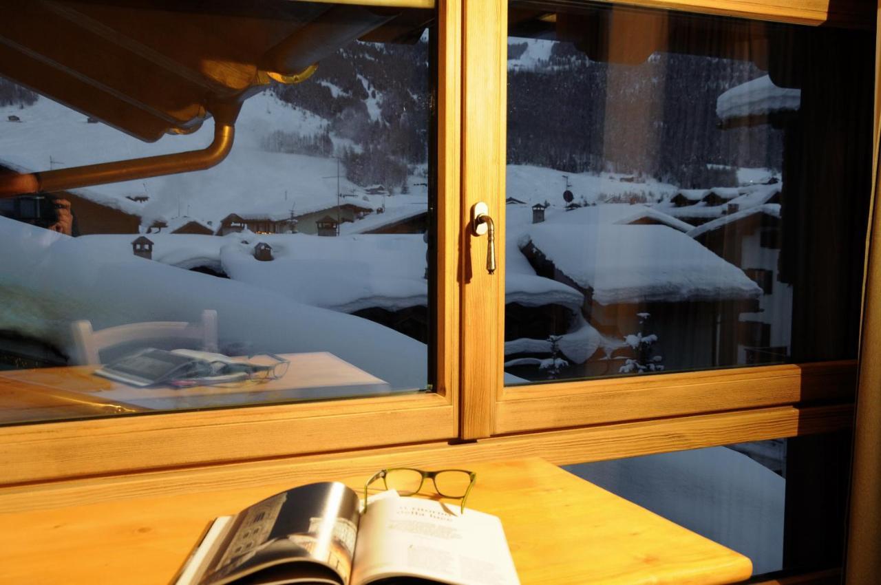 Hotel Helvetia Livigno Extérieur photo