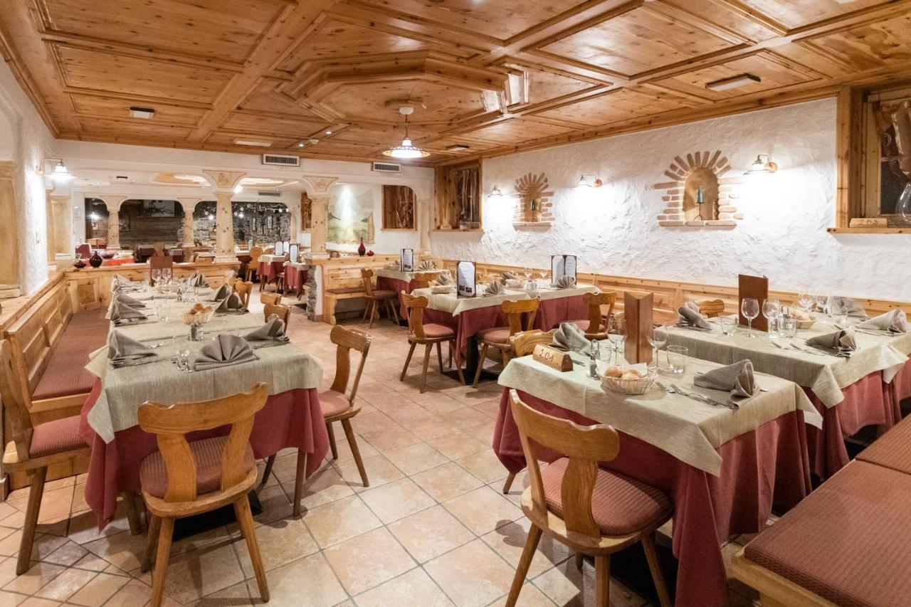 Hotel Helvetia Livigno Extérieur photo
