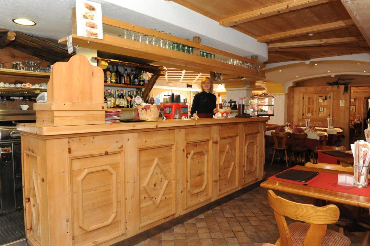 Hotel Helvetia Livigno Extérieur photo
