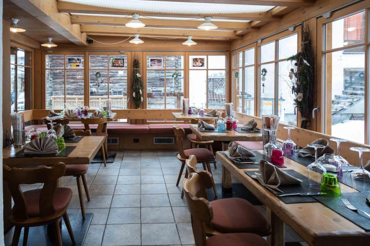 Hotel Helvetia Livigno Extérieur photo