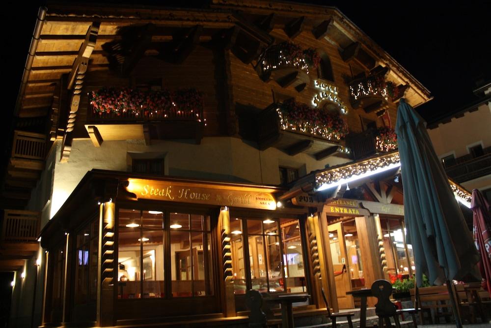 Hotel Helvetia Livigno Extérieur photo